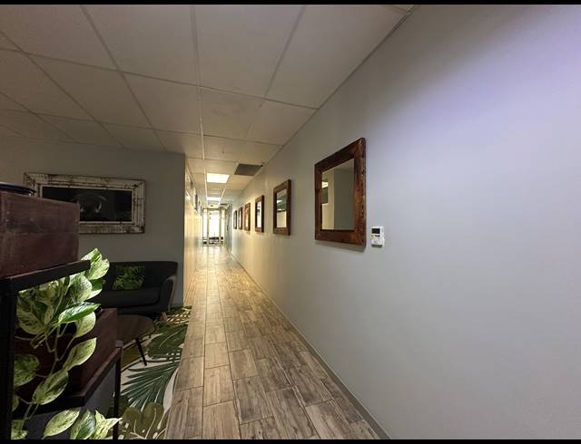 90.70M² CO-WORKING SPACE TO LET IN DIE HOEWES